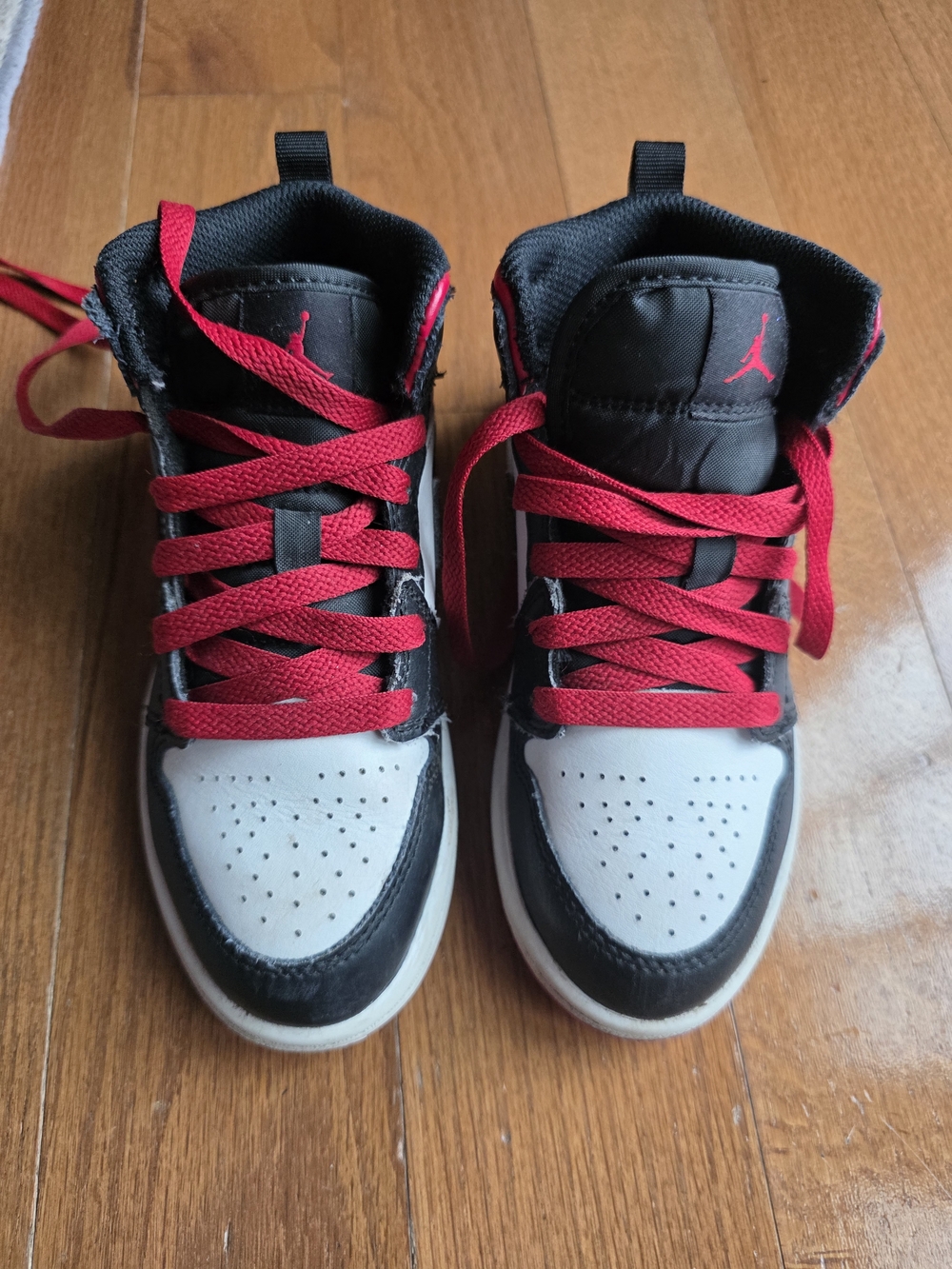 Nike Jordan Air 1 Mid Boys Black, White & Red Sneakers Size 12c